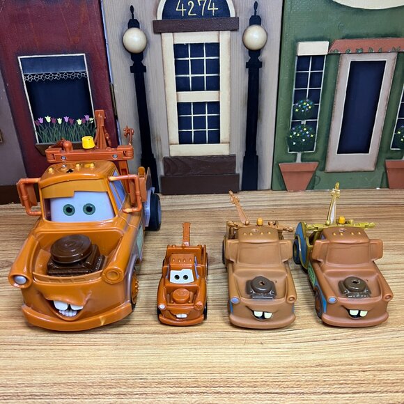 Lot of 4 Disney Pixar Car Tow Mater Radiator Springs Trucks - Picture 4 of 15